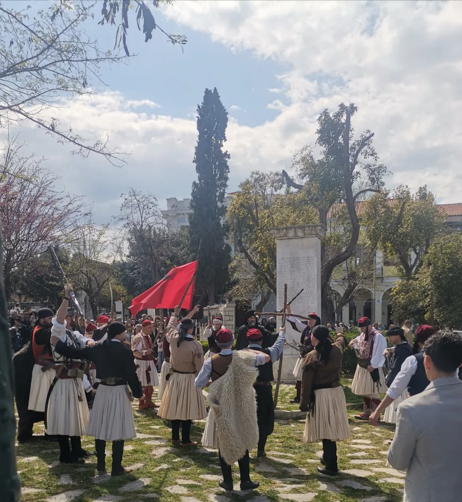 Η ορκωμοσία των παλληκαριών, 205 χρόνια μετά την Επανάσταση, στην Πάτρα ΦΩΤΟ