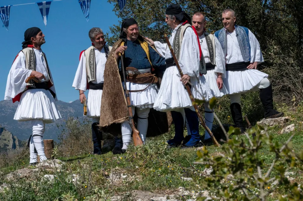 Tα 205 χρόνια από την Μάχη της Χελωνοσπηλιάς, από Δήμο Καλαβρύτων και Σύλλογο Λυκουριωτών ΦΩΤΟ 40 Tα 205 χρόνια από την Μάχη της Χελωνοσπηλιάς, από Δήμο Καλαβρύτων και Σύλλογο Λυκουριωτών ΦΩΤΟ