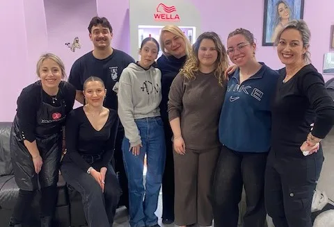 Το ΣΑΕΚ Αιγίου έκανε μάθημα σε Κομμωτήριο για «Εξειδικευμένα Χτενίσματα» ΦΩΤΟ