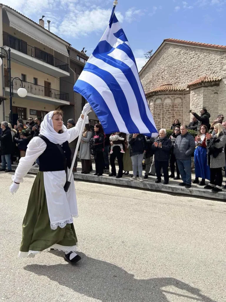 Καλάβρυτα: Ημέρα επετείου της απελευθέρωσης - Σύμβολο θυσίας, ορόσημο της εθνικής ταυτότητας ΦΩΤΟ 40 Καλάβρυτα: Ημέρα επετείου της απελευθέρωσης - Σύμβολο θυσίας, ορόσημο της εθνικής ταυτότητας ΦΩΤΟ
