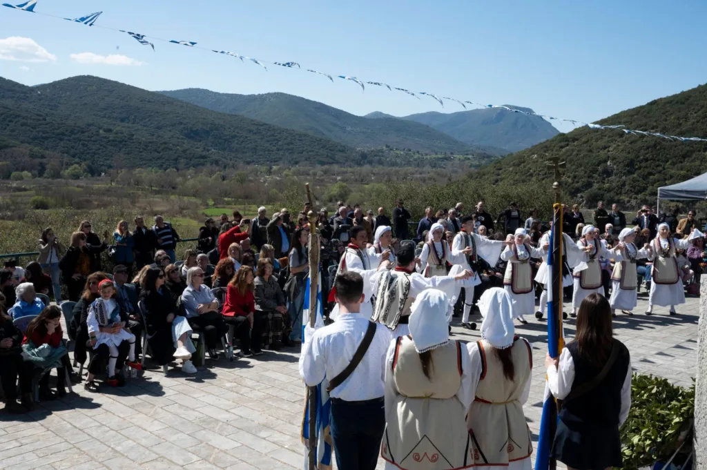 Tα 205 χρόνια από την Μάχη της Χελωνοσπηλιάς, από Δήμο Καλαβρύτων και Σύλλογο Λυκουριωτών ΦΩΤΟ 46 Tα 205 χρόνια από την Μάχη της Χελωνοσπηλιάς, από Δήμο Καλαβρύτων και Σύλλογο Λυκουριωτών ΦΩΤΟ