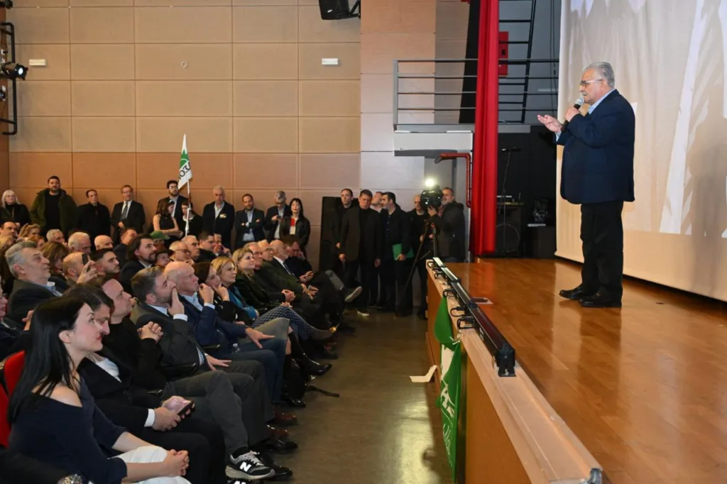 «Ο Ανδρέας Παπανδρέου μέσα από τα μάτια των παιδιών του» ΝΕΕΣ ΦΩΤΟ