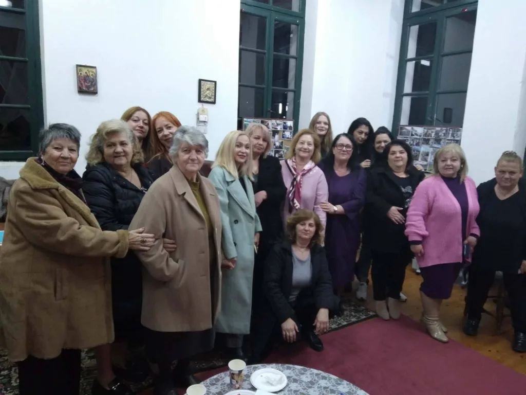 Το Βιωματικό Εργαστήριο Αυτοφροντίδας «Να με βλέπω» στα Μελίσσια Αιγίου ΦΩΤΟ