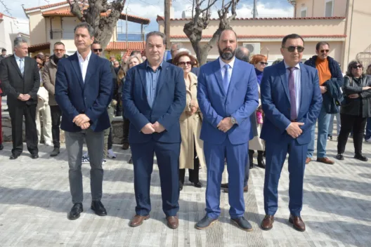 Εκδηλώσεις για την εθνική επέτειο στις Καμάρες ΦΩΤΟ