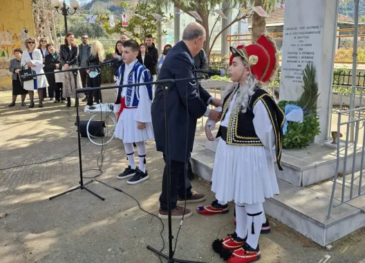 Επειτειακές εκδηλώσεις στο Ηρώον της Πλατείας Καμινίων ΦΩΤΟ