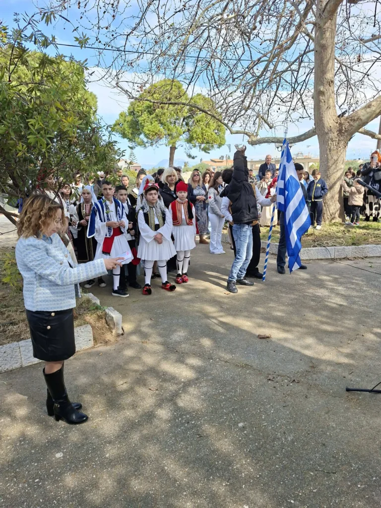 Επειτειακές εκδηλώσεις στο Ηρώον της Πλατείας Καμινίων ΦΩΤΟ 31 Επειτειακές εκδηλώσεις στο Ηρώον της Πλατείας Καμινίων ΦΩΤΟ