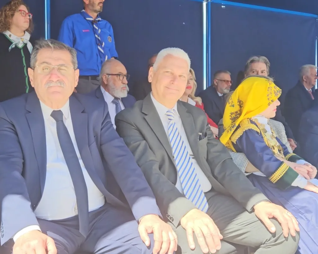 Ο απόγονος της οικογένειας Ζαΐμη του 1821 υπερήφανα για την Ελληνική Επανάσταση ΦΩΤΟ 39 Ο απόγονος της οικογένειας Ζαΐμη του 1821 υπερήφανα για την Ελληνική Επανάσταση ΦΩΤΟ