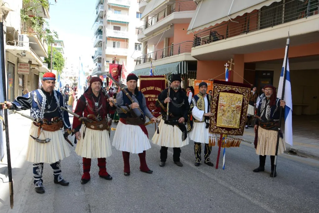 Η Στέγη Καλαβρυτινών Πάτρας τίμησαν την Ιστορία ΦΩΤΟ 43 Η Στέγη Καλαβρυτινών Πάτρας τίμησαν την Ιστορία ΦΩΤΟ