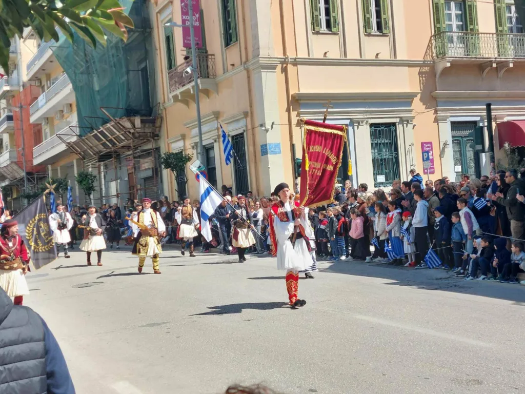 Η Στέγη Καλαβρυτινών Πάτρας τίμησαν την Ιστορία ΦΩΤΟ 40 Η Στέγη Καλαβρυτινών Πάτρας τίμησαν την Ιστορία ΦΩΤΟ