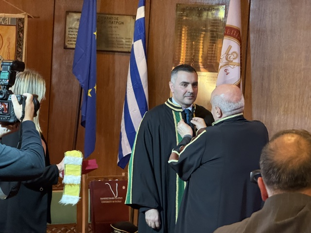 ΘΕΜΗΣ ΠΡΟΔΡΟΜΑΚΗΣ: Από το Αίγιο κατέκτησε την Αγγλία - «Η Τεχνητή νοημοσύνη δεν καλύπτει τα πάντα» - Μιλά αποκλειστικά στο Patrapress.gr