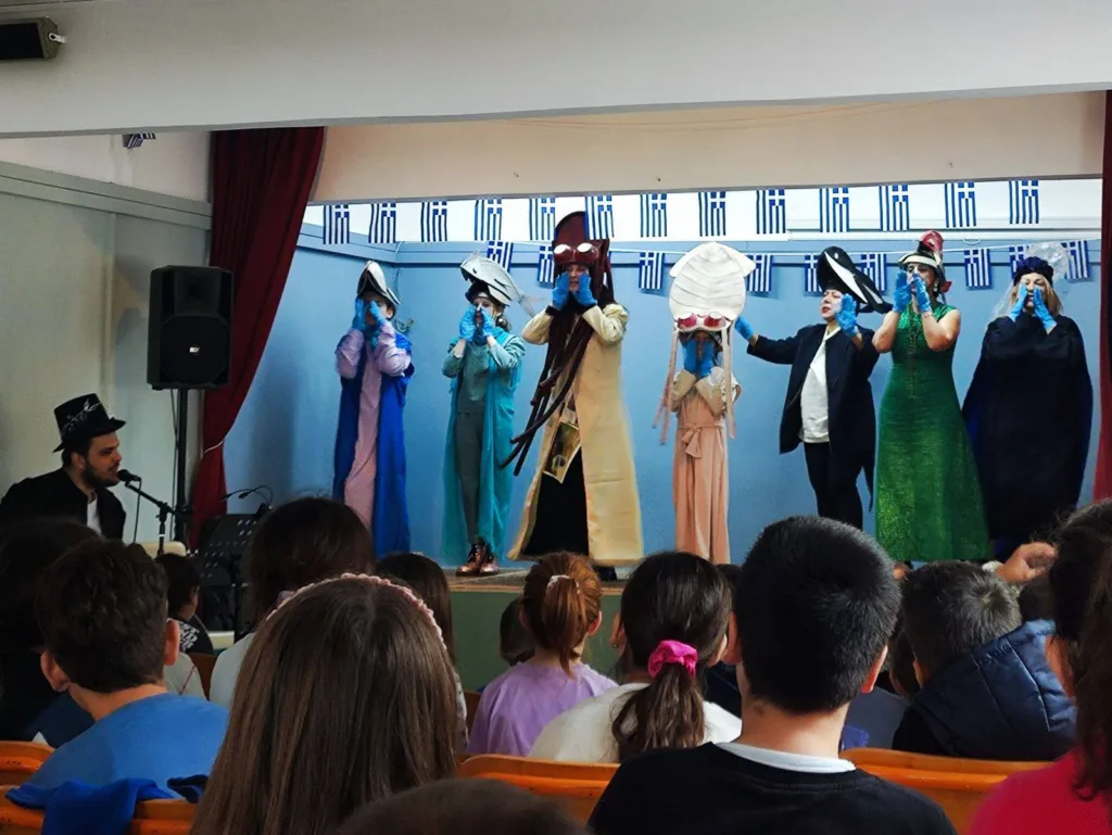 Το Θεατρικό Εργαστήρι της Πολυφωνικής σε μαθητές - «Σε τρελό πανικό» ΦΩΤΟ