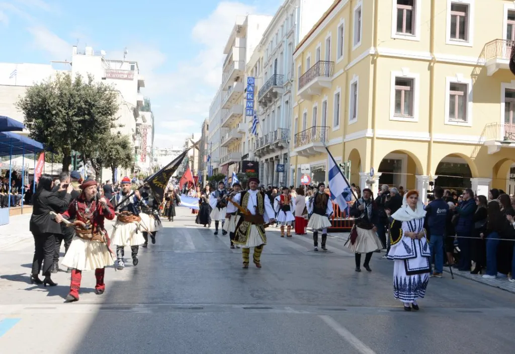 Η Στέγη Καλαβρυτινών Πάτρας τίμησαν την Ιστορία ΦΩΤΟ 48 Η Στέγη Καλαβρυτινών Πάτρας τίμησαν την Ιστορία ΦΩΤΟ