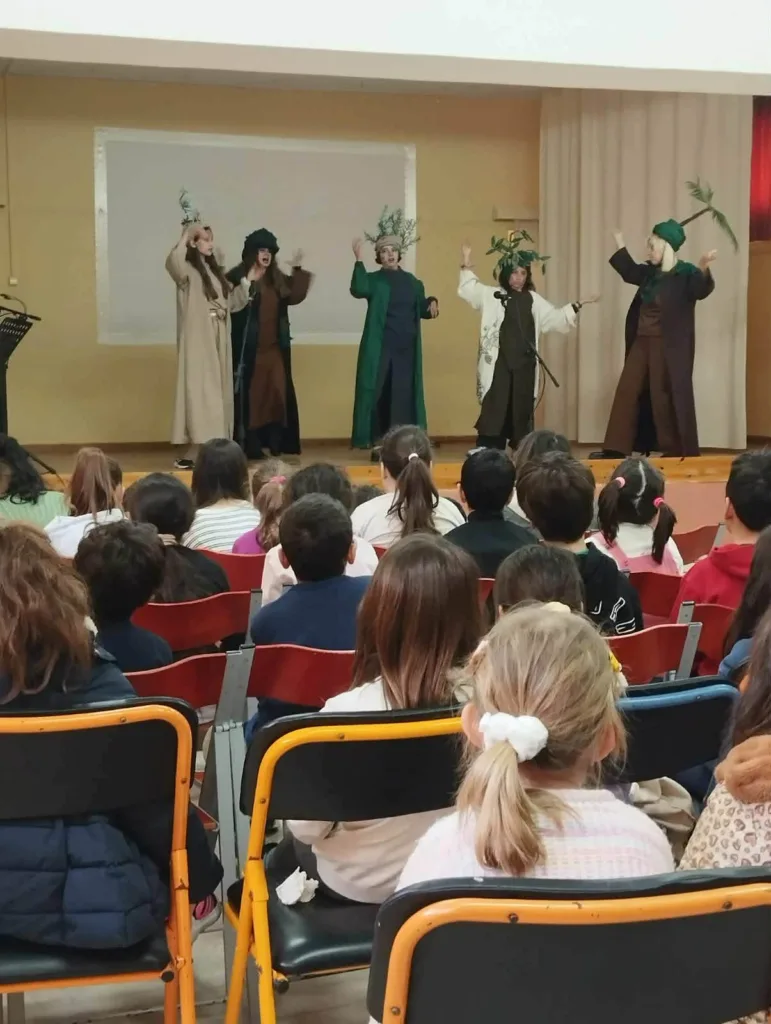 Το Θεατρικό Εργαστήρι της Πολυφωνικής σε μαθητές - «Σε τρελό πανικό» ΦΩΤΟ