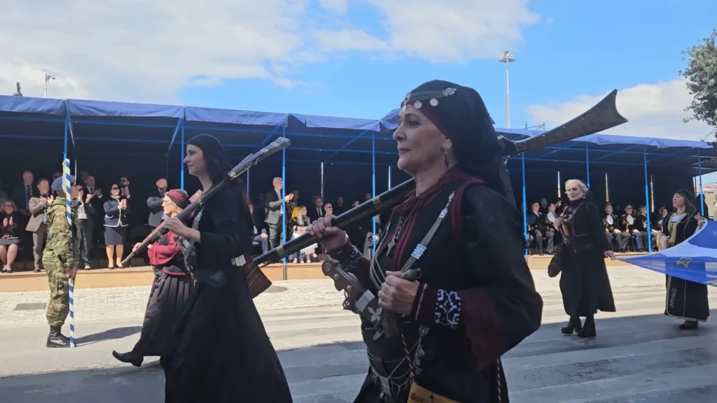 Ο απόγονος της οικογένειας Ζαΐμη του 1821 υπερήφανα για την Ελληνική Επανάσταση ΦΩΤΟ 35 Ο απόγονος της οικογένειας Ζαΐμη του 1821 υπερήφανα για την Ελληνική Επανάσταση ΦΩΤΟ