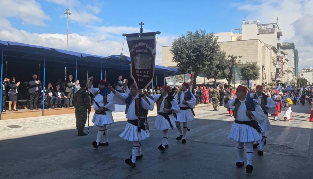 Ο απόγονος της οικογένειας Ζαΐμη του 1821 υπερήφανα για την Ελληνική Επανάσταση ΦΩΤΟ 36 Ο απόγονος της οικογένειας Ζαΐμη του 1821 υπερήφανα για την Ελληνική Επανάσταση ΦΩΤΟ