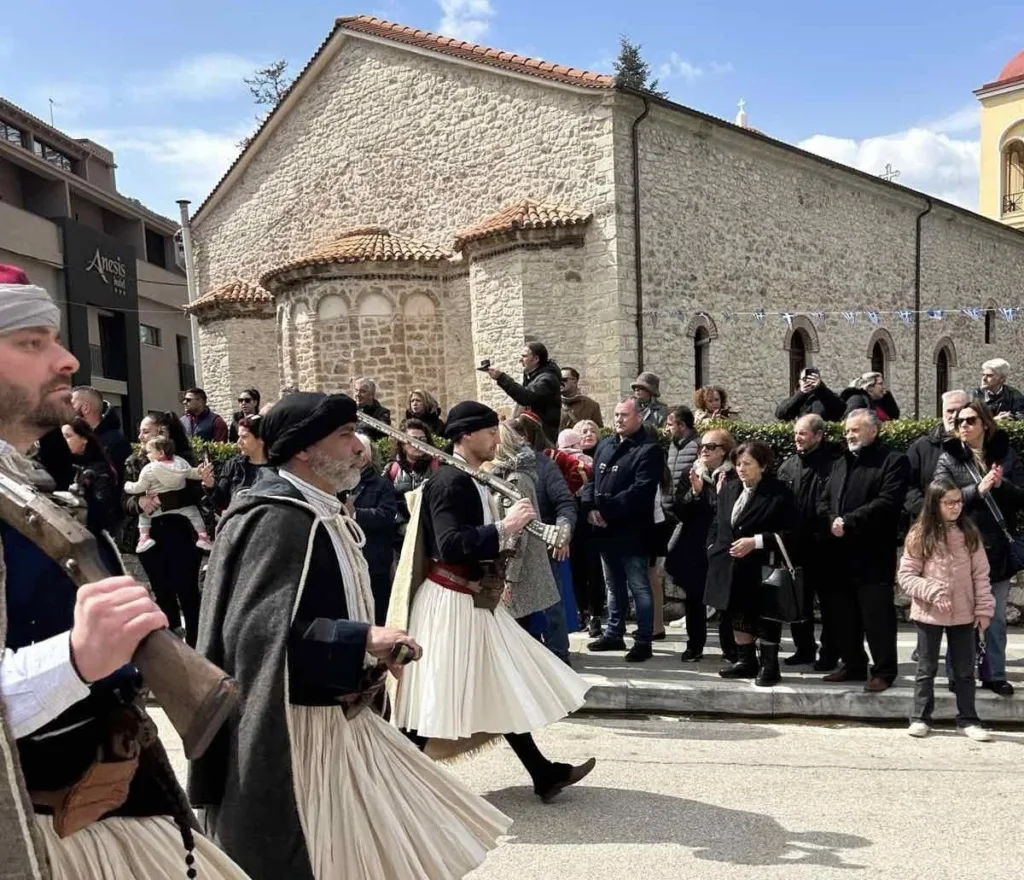 Τα 205 χρόνια απελευθέρωσης των Καλαβρύτων ΦΩΤΟ