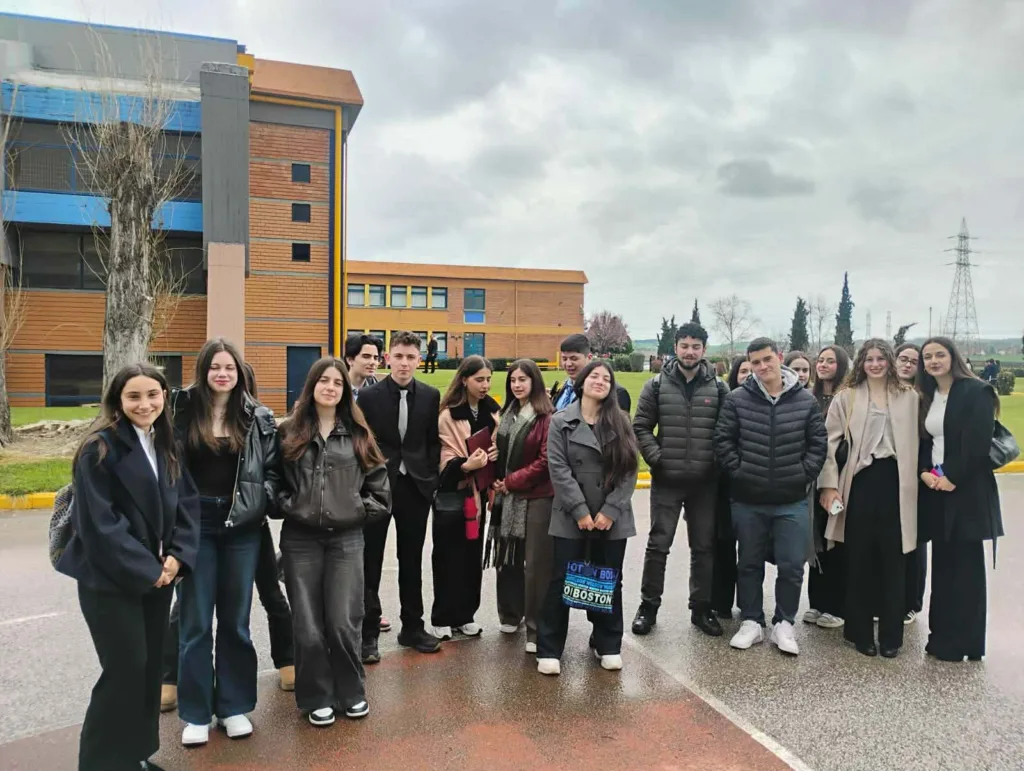 Διάκριση για το Λύκειο Καστριτσίου στους Πανελλήνιους Ρητορικούς Αγώνες ΦΩΤΟ