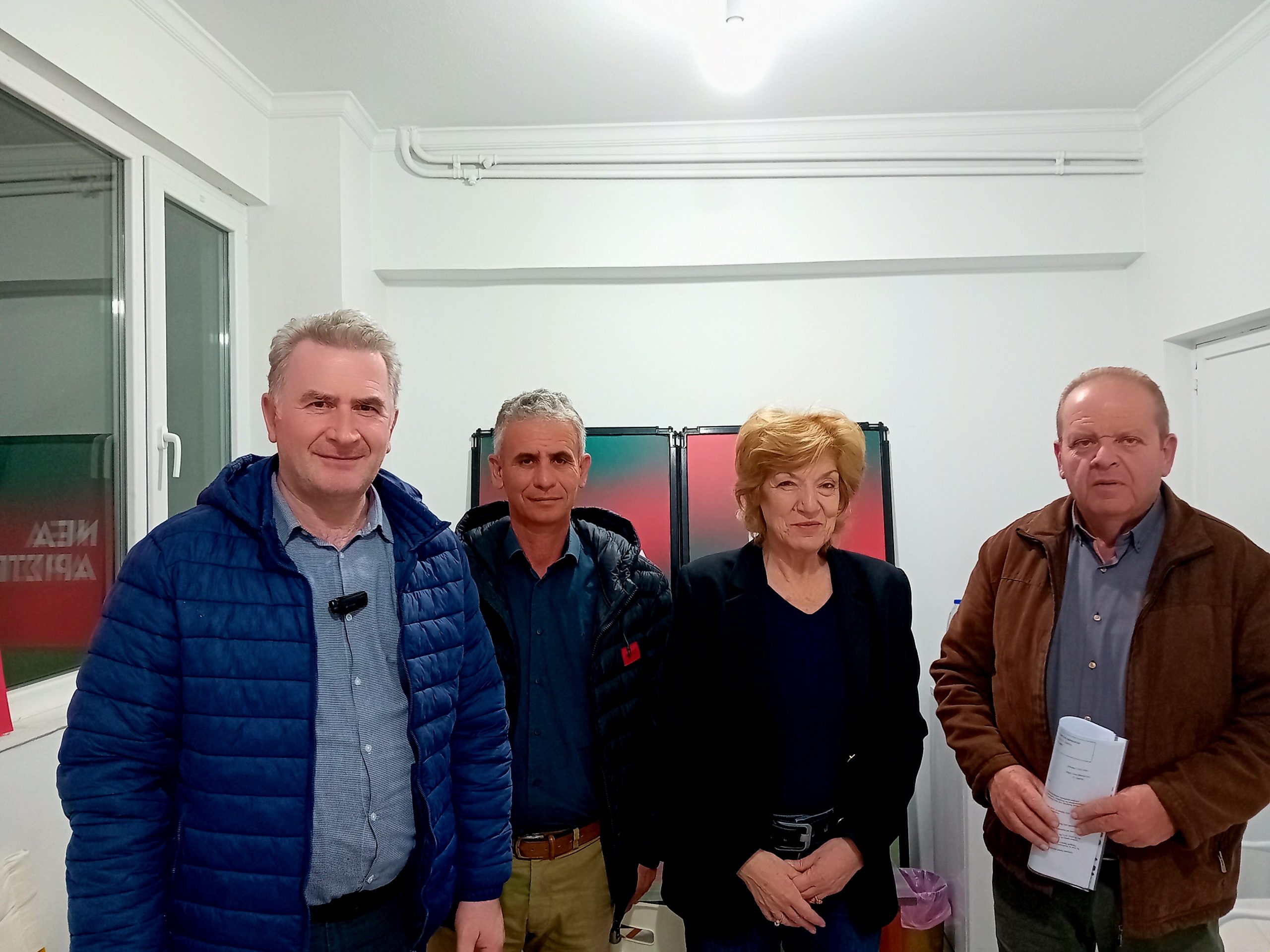 Πάτρα: Η βουλευτής Σία Αναγνωστοπούλου με Πυροσβέστες και Ταξιτζήδες ΦΩΤΟ