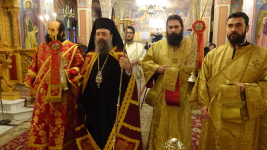 Ο Μητροπολίτης Χρυσόστομος στους Χαιρετισμούς, στον Αγιο Ελευθέριο Πατρών