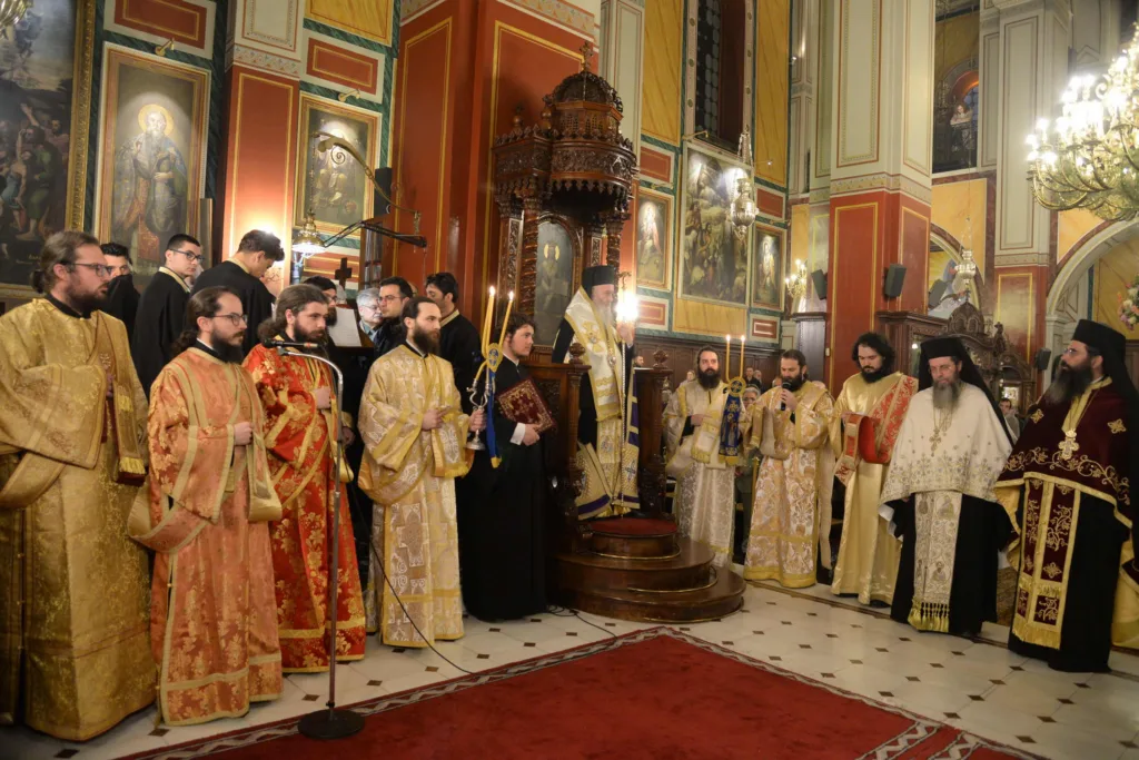 Πάτρα: Λαμπρὸς εσπερινὸς στον Μητροπολιτικὸ Ναό της Πάτρας ΦΩΤΟ 33 Πάτρα: Λαμπρὸς εσπερινὸς στον Μητροπολιτικὸ Ναό της Πάτρας ΦΩΤΟ