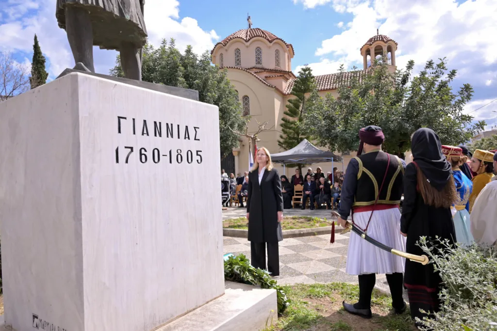 «Γιαννιάς: Στα χνάρια των Καπεταναίων από τους «Αετούς του Μοριά» ΦΩΤΟ