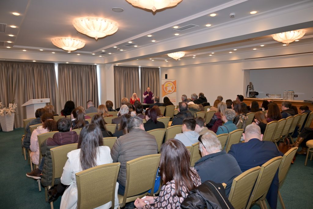 Το βιβλίο των Μικρών Αχαιών Παραμυθάδων «Μια φορά... και ένα παιδί», στην Πάτρα ΦΩΤΟ