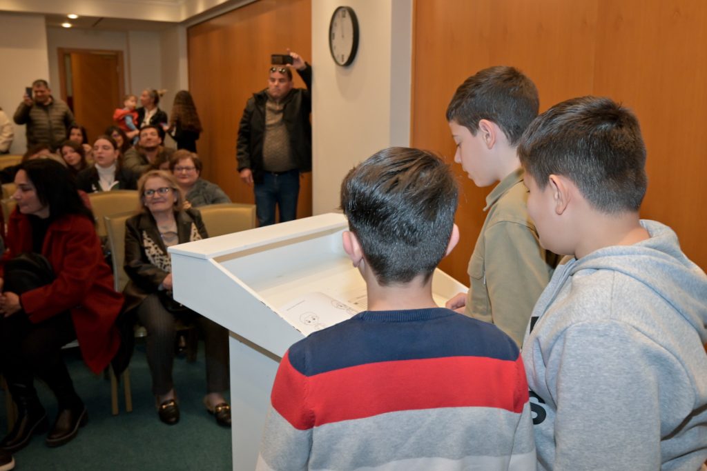 Το βιβλίο των Μικρών Αχαιών Παραμυθάδων «Μια φορά... και ένα παιδί», στην Πάτρα ΦΩΤΟ