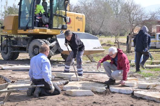 Πάτρα: Καθαρισμός στην ανάπλαση του Πλατανόδασους ΦΩΤΟ
