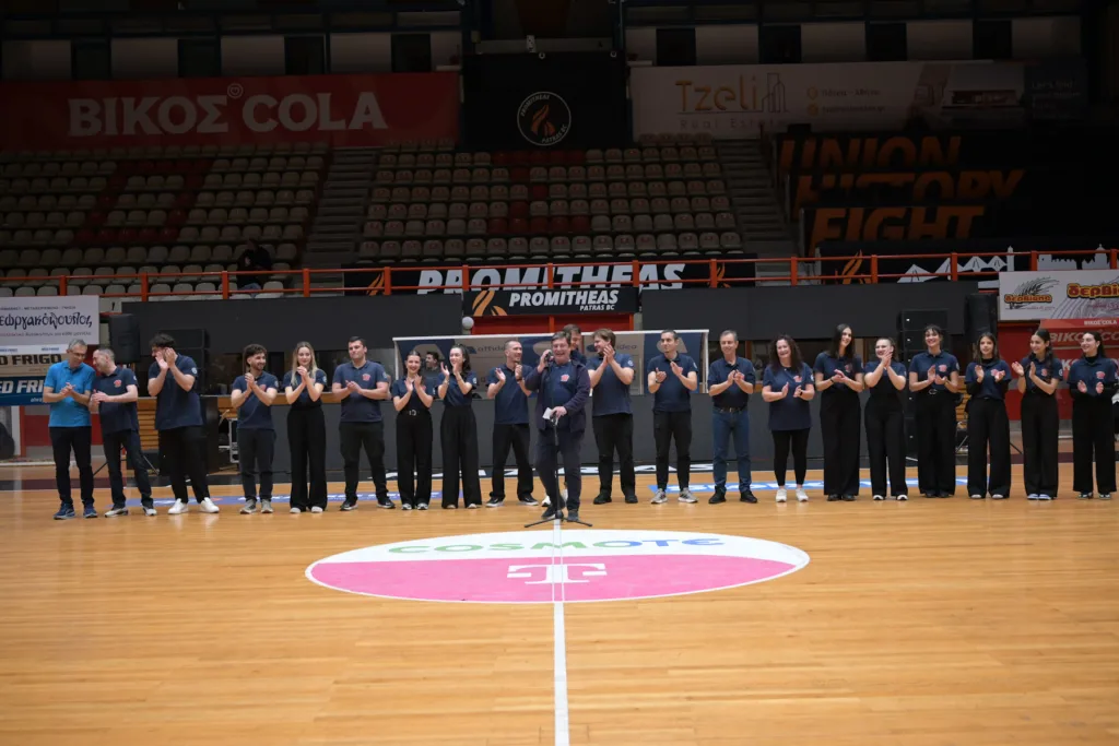 Εξακόσιοι χορευτές υποδέχτηκαν την άνοιξη με χορό στο «Τόφαλος»ΦΩΤΟ