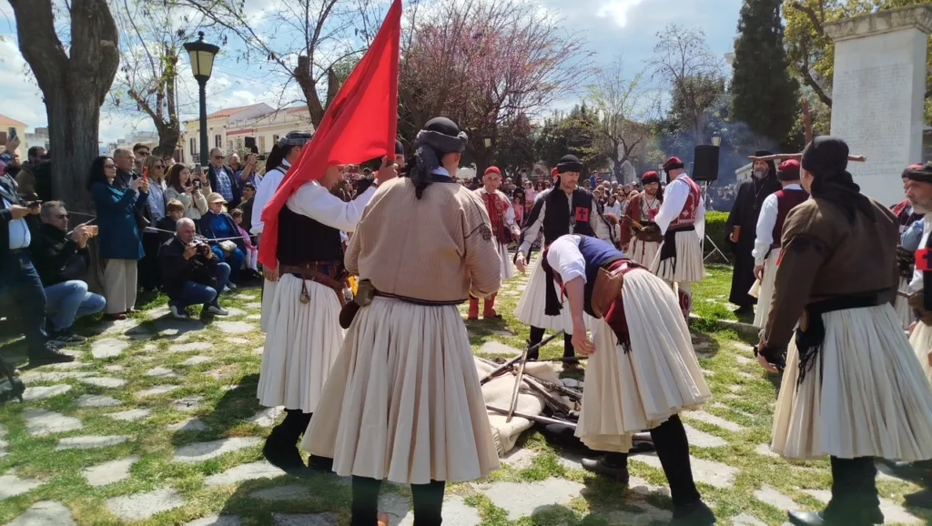 Ο Μητροπολίτης Χρυσόστομος για την αναπαράσταση της ορκωμοσίας από τον Παλαιών Πατρών Γερμανό ΦΩΤΟ