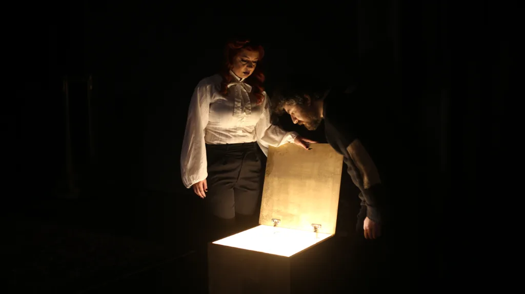 STRANGE BOX στο Επίκεντρο: Ιστορίες τρόμου σε διασκευή Γ.Παπαστεφάνου