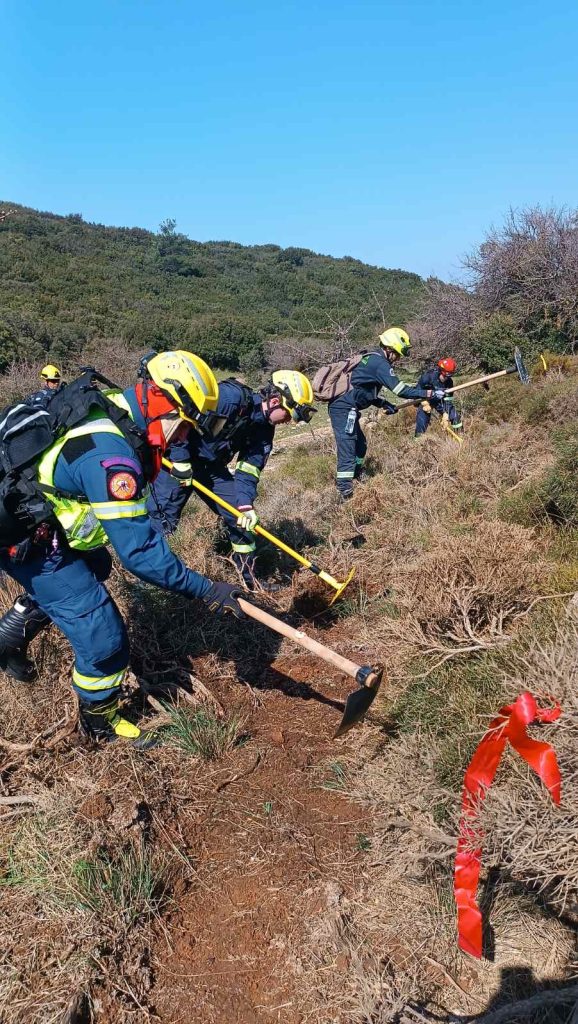 Εθελοντές της Αχαΐας στην πρώτη γραμμή της εκπαίδευσης ΦΩΤΟ 7 Εθελοντές της Αχαΐας στην πρώτη γραμμή της εκπαίδευσης ΦΩΤΟ