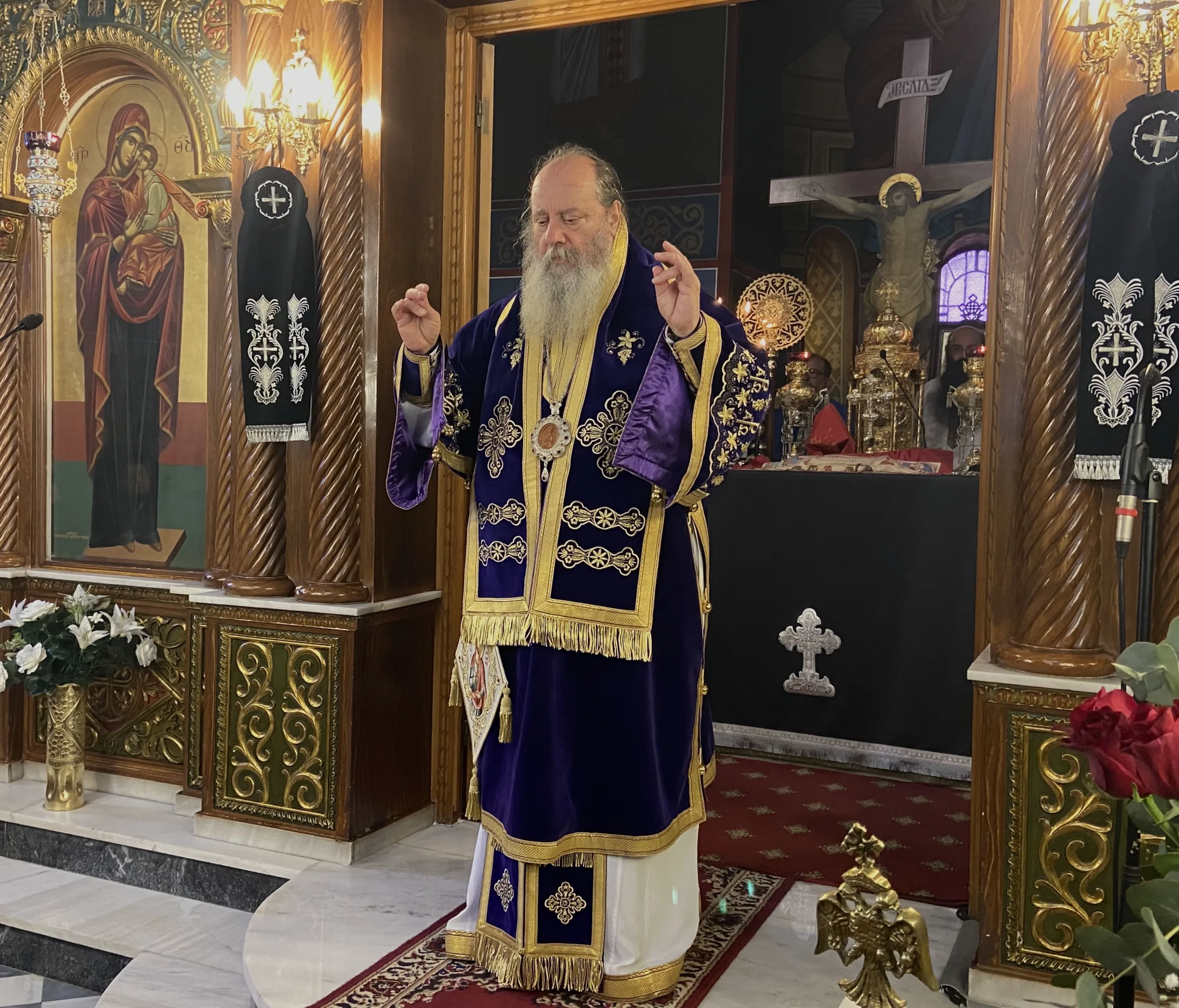 Τα ονομαστήρια του Επισκόπου Κερνίτσης Χρυσάνθου ΦΩΤΟ