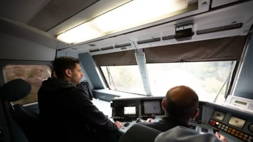 ΟΔΟΝΤΩΤΟΣ-ΑΧΑΙΑ: Επιμένει στο λάθος ο Κυρανάκης για το «λουκέτο»: «Πέφτουν βράχοι και ζητάτε να τον κρατήσουμε ανοιχτό...;» - Τα στοιχεία του Patrapress.gr που διαψεύδουν τον υπουργό