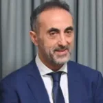 «Με σεβασμό και με υπερηφάνεια»