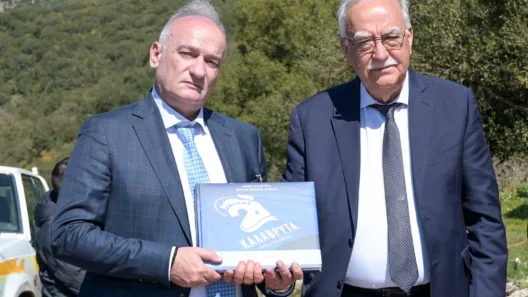 Kαλάβρυτα: Ο βουλευτής της ΝΙΚΗΣ Α. Βορύλλας στην Χελονοσπηλιά - «Η ιστορία το μέλλον της πατρίδας» ΦΩΤΟ