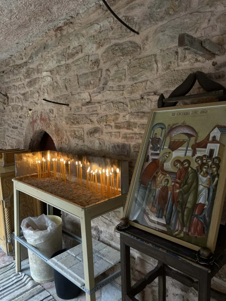 Στην Μονή Ομπλού οι Αρκάδες της Πάτρας για τους Δ΄ Χαιρετισμούς ΦΩΤΟ