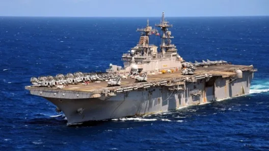 Το αεροπλανοφόρο USS Boxer και 2.500 πεζοναύτες στη Μέση Ανατολή