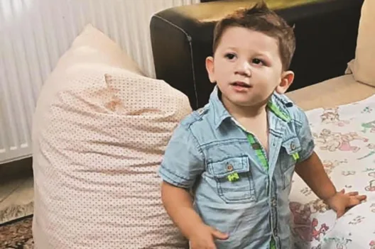 Κρήτη: Αρχίζει η δίκη για τον θάνατο του 3χρονου Άγγελου, σοκαριστικά στοιχεία στη δικογραφία