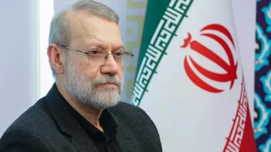 Κηδεύεται ο Λαριτζανί, το Ιράν ορκίζεται εκδίκηση για τον θάνατό του