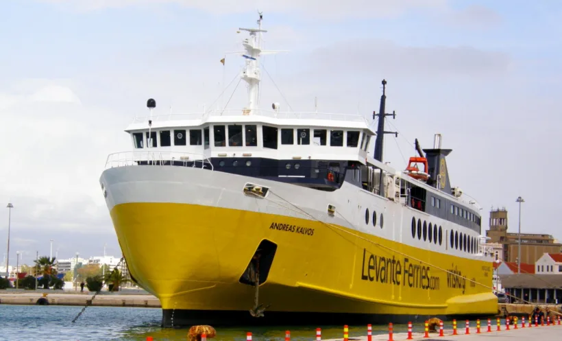 Πάτρα: Βλάβη καθήλωσε το πλοίο «Ανδρέας Κάλβος» - Ταλαιπωρία για 123 επιβάτες