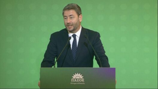Ο Ανδρουλάκης στη ΔΕΘ: H ομιλία του και η παρουσίαση της κυβερνητικής πρότασης ΦΩΤΟ - ΒΙΝΤΕΟ