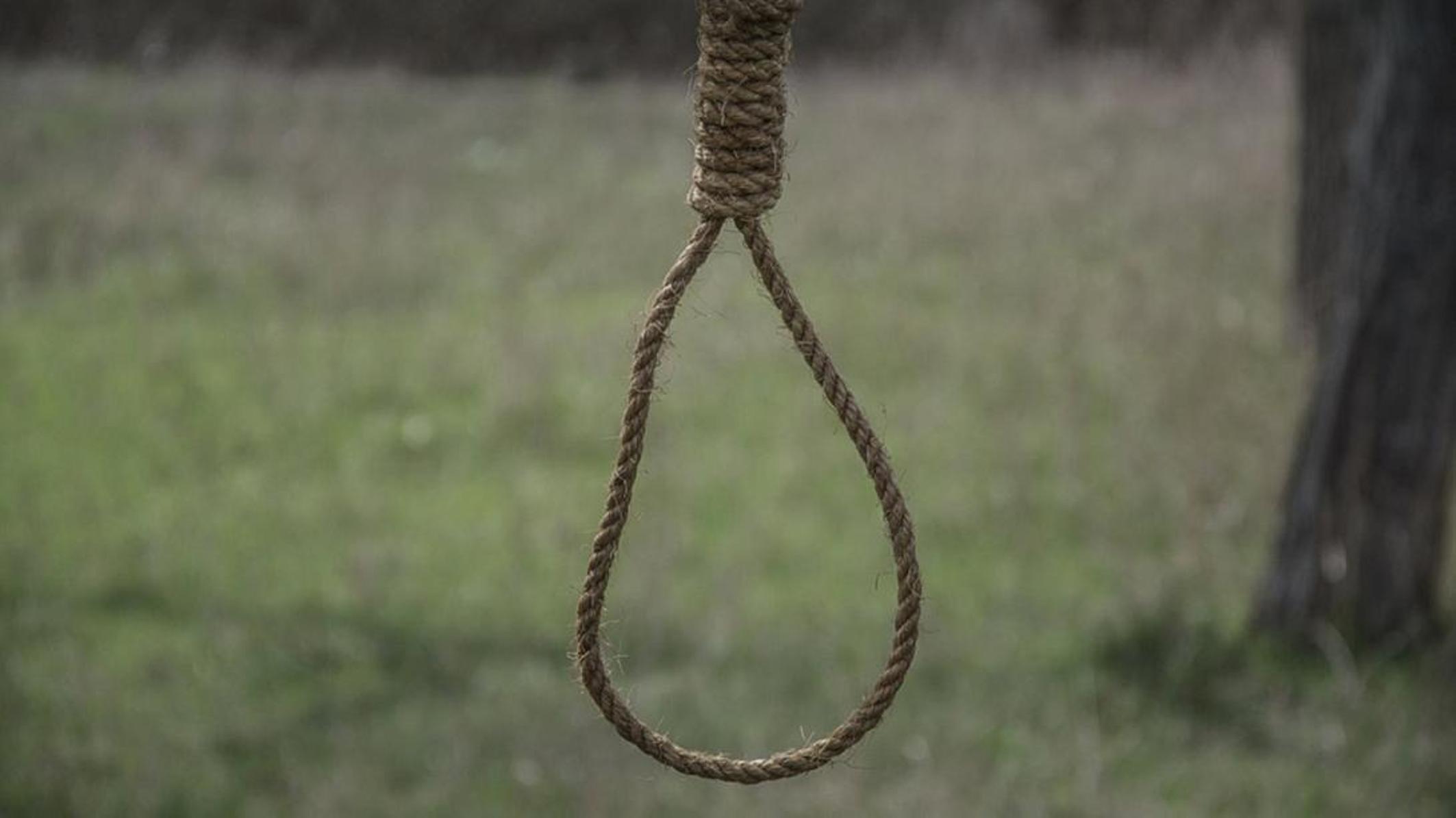 Πάτρα: Βρήκαν την κόρη τους νεκρή, αυτοκτόνησε σε χωράφι