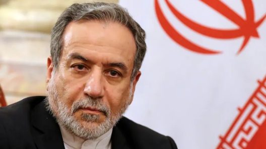 Στη Ρωσία σήμερα ο Αραγτσί για συνομιλίες με Πούτιν