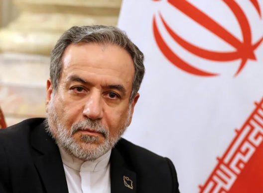 Στη Ρωσία σήμερα ο Αραγτσί για συνομιλίες με Πούτιν