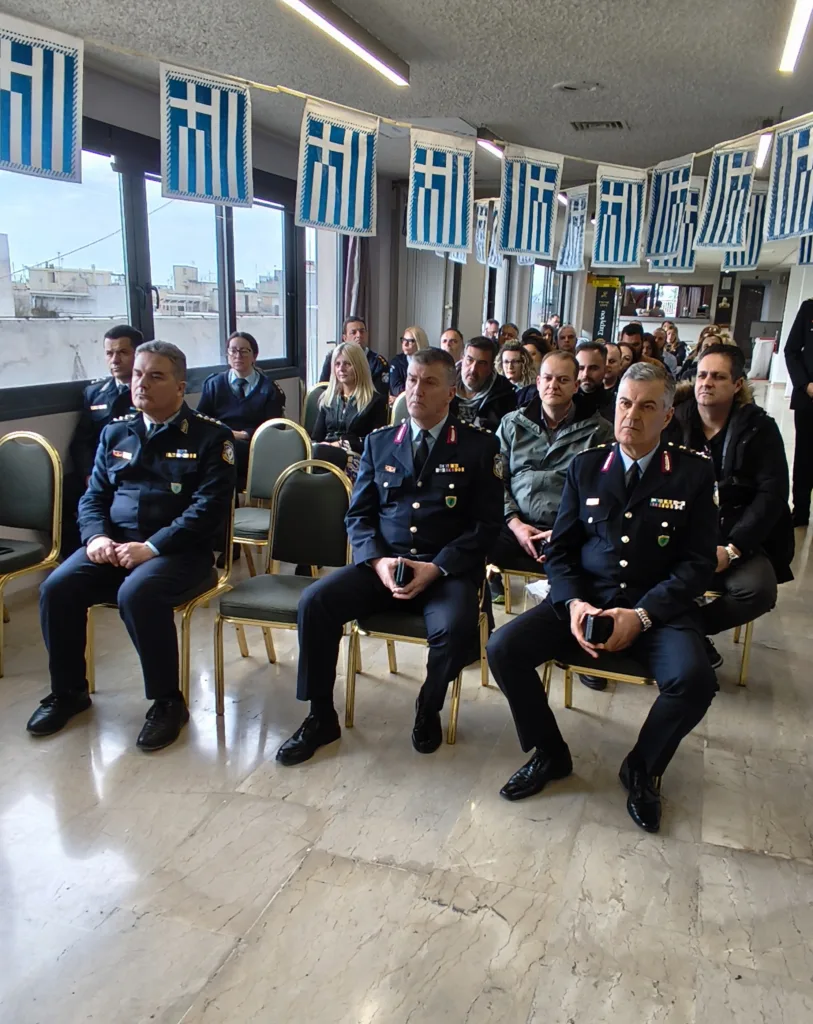 Πάτρα: Η Αστυνομία τίμησε την 25η Μαρτίου ΦΩΤΟ 28 Πάτρα: Η Αστυνομία τίμησε την 25η Μαρτίου ΦΩΤΟ