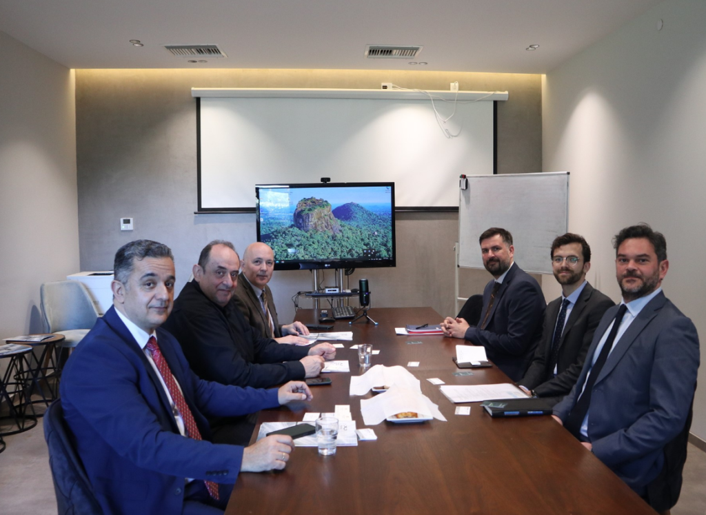 Πάτρα: Η αποστολή της Αμερικανικής Πρεσβείας στο Επιστημονικό Πάρκο ΦΩΤΟ