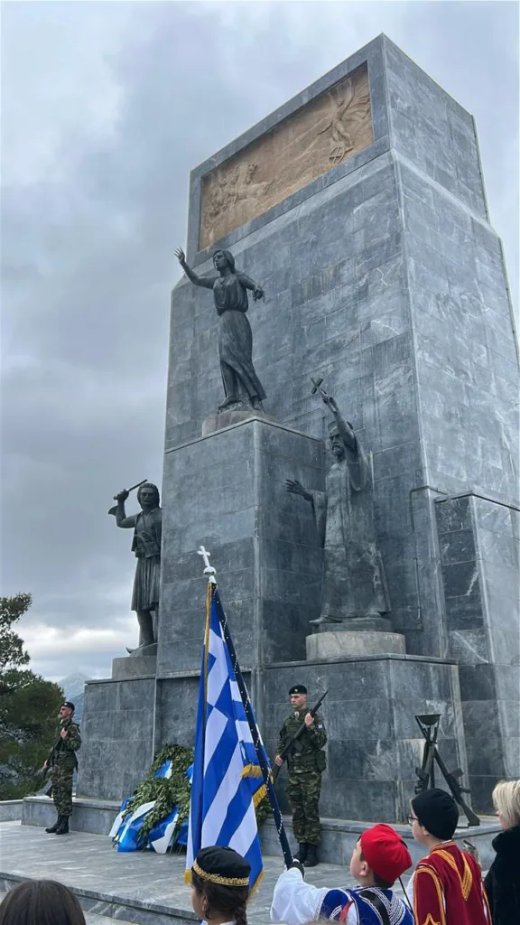 Καλάβρυτα: Η έναρξη της Επανάστασης και η αναπαράσταση στην Αγία Λαύρα ΒΙΝΤΕΟ-ΦΩΤΟ 32 Καλάβρυτα: Η έναρξη της Επανάστασης και η αναπαράσταση στην Αγία Λαύρα ΒΙΝΤΕΟ-ΦΩΤΟ