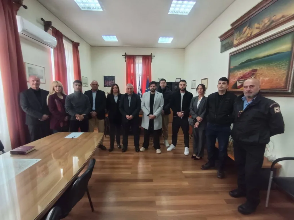 Αίγιο: Ενισχύεται η Δημοτική Αστυνομία, ορκίστηκαν 8 νέοι υπάλληλοι ΦΩΤΟ 31 Αίγιο: Ενισχύεται η Δημοτική Αστυνομία, ορκίστηκαν 8 νέοι υπάλληλοι ΦΩΤΟ