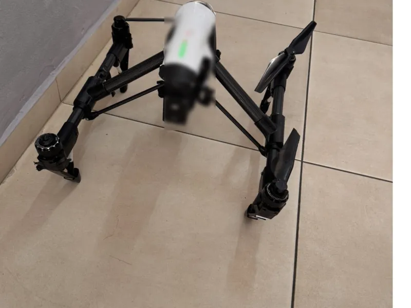 Δράμα - Λάρισα: Eπιχείρησαν να περάσουν με drones απαγορευμένα αντικείμενα στις Φυλακές